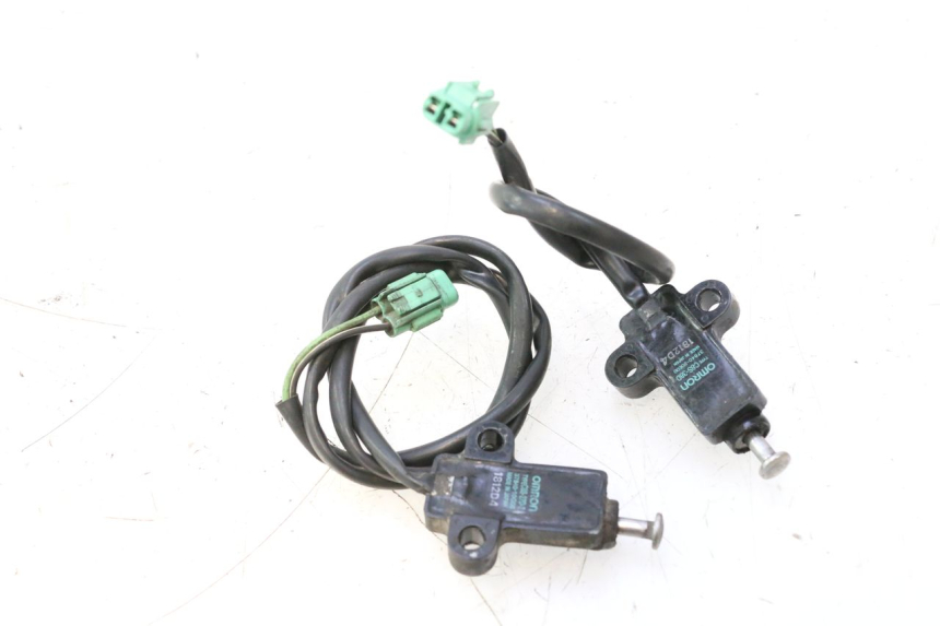 photo de COUPE CONTACT BEQUILLE SUZUKI BURGMAN EXECUTIVE ABS 650 (2006 - 2012) - Points de fixation
