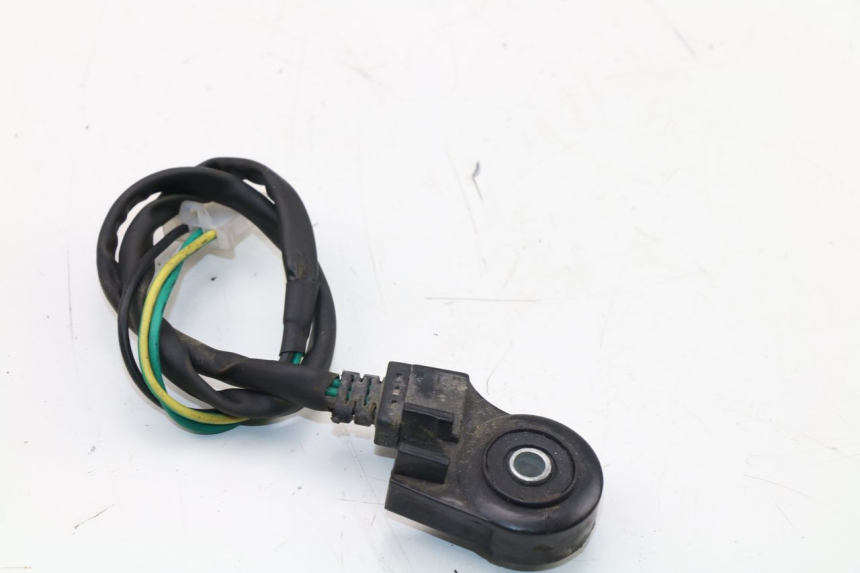 photo de COUPE CONTACT BEQUILLE FALCONBIKE F-125 125 (2007 - 2012)