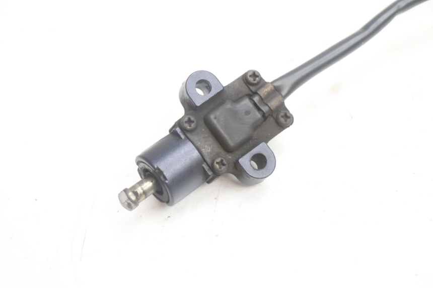 photo de COUPE CONTACT BEQUILLE YAMAHA FJR 1300 (2001 - 2005) - Gros plan technique
