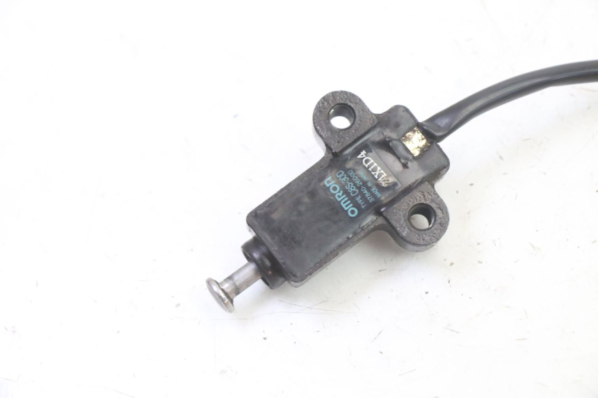 photo de COUPE CONTACT BEQUILLE SUZUKI GS GSE 500 (2001 - 2003)