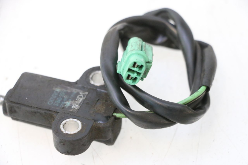 photo de COUPE CONTACT BEQUILLE SUZUKI GSR 600 (2005 - 2012) - Vue d’ensemble
