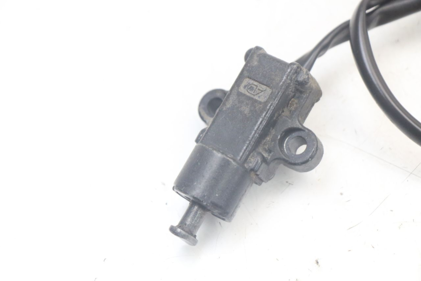 photo de COUPE CONTACT BEQUILLE MBK FLAME X 125 (2004 - 2007)