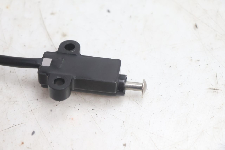 photo de COUPE CONTACT BEQUILLE PEUGEOT SATELIS 125 (2013 - 2018) - Autre angle de vue
