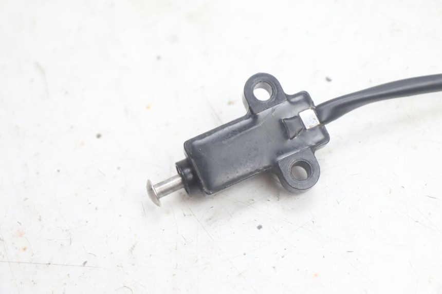 photo de COUPE CONTACT BEQUILLE PEUGEOT SATELIS 125 (2013 - 2018) - Gros plan technique