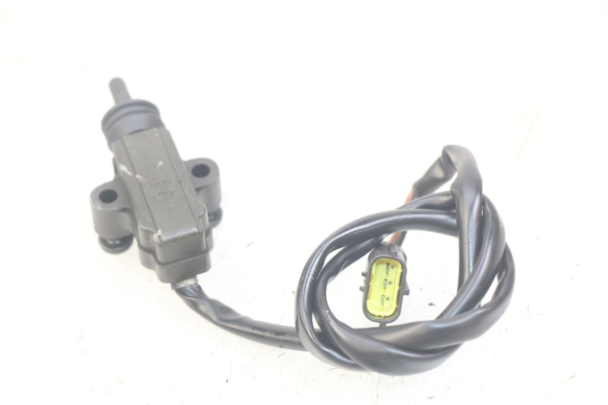 photo de COUPE CONTACT BEQUILLE TRIUMPH SPRINT ST 955 (1999 - 2001)
