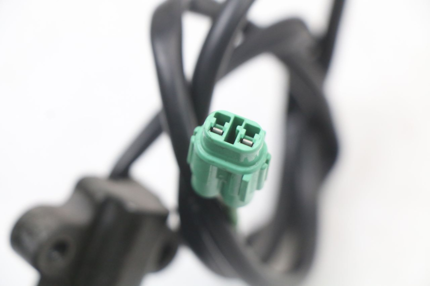 photo de COUPE CONTACT BEQUILLE SUZUKI VL INTRUDER 125 (2004 - 2007) - Gros plan technique