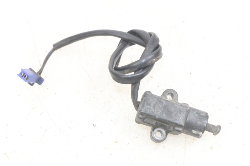 photo de COUPE CONTACT BEQUILLE YAMAHA X-MAX XMAX 250 (2006 - 2009)
