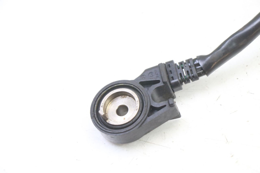 photo de COUPE CONTACT BEQUILLE HONDA XLV VARADERO 125 (2000 - 2006)