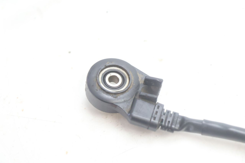 photo de COUPE CONTACT BEQUILLE HONDA XLV VARADERO 125 (2007 - 2012) - Détail de la pièce