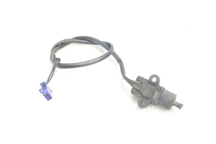 photo de COUPE CONTACT BEQUILLE YAMAHA YP MAJESTY 125 (2007 - 2010) - Détail de la pièce