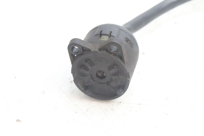 photo de COUPE CONTACT BMW C1 125 (2000 - 2003) - Détail de la pièce