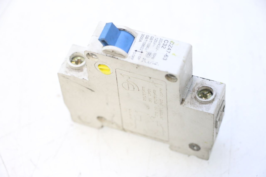 photo de COUPE CONTACT WAYSCRAL E-START 1 (2018 - 2022) - Zoom état d’usage