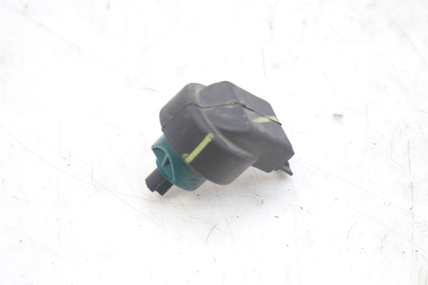 photo de COUPE CONTACT PIAGGIO FLY 4T 50 (2013 - 2017)
