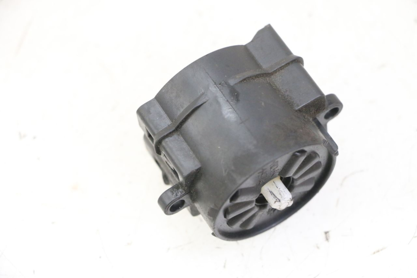 photo de COUPE CONTACT GILERA NEXUS 300 (2008 - 2013)