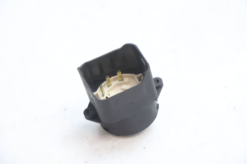 photo de COUPE CONTACT PIAGGIO MP3 LT 300 (2010 - 2016) - Vue principale