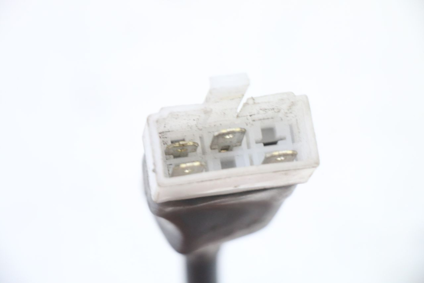 photo de COUPE CONTACT KYMCO LIKE 4T 50 (2019 - 2025) - Gros plan technique