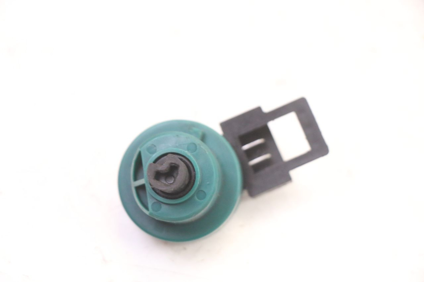 photo de COUPE CONTACT PIAGGIO NRG POWER PUREJET 50 (2018 - 2021)