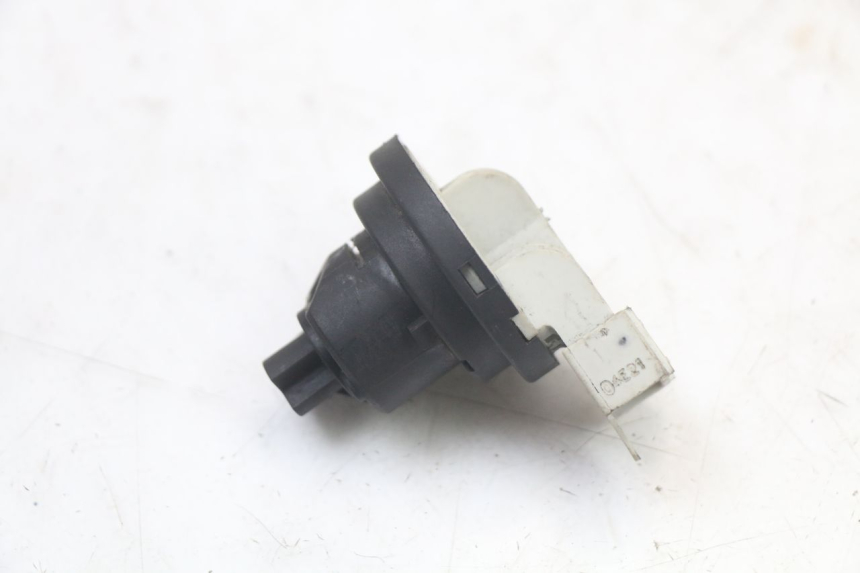 photo de COUPE CONTACT PIAGGIO LIBERTY IGET 4T 50 (2021 - 2025)