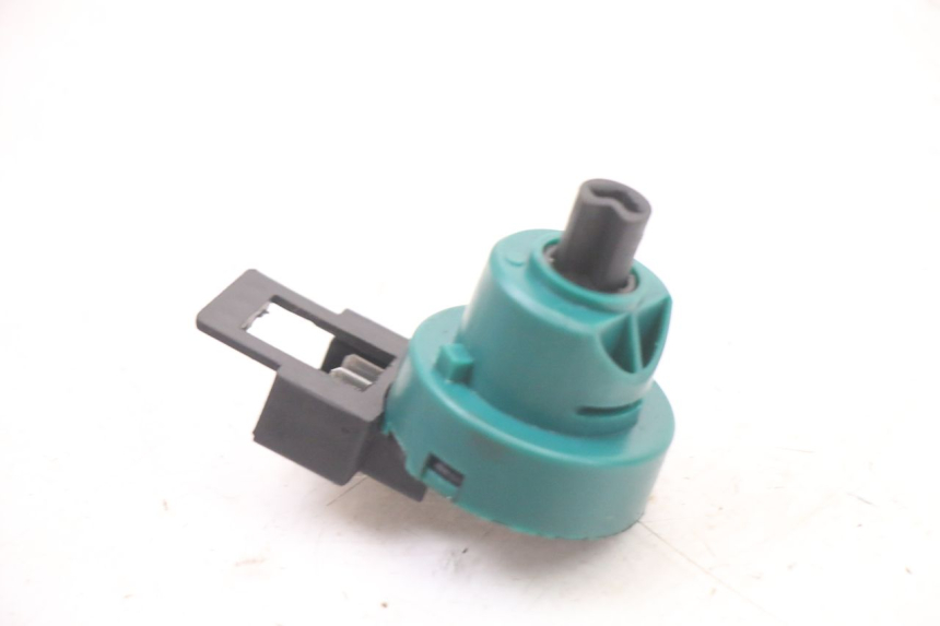 photo de COUPE CONTACT PIAGGIO NRG POWER PUREJET 50 (2018 - 2021)