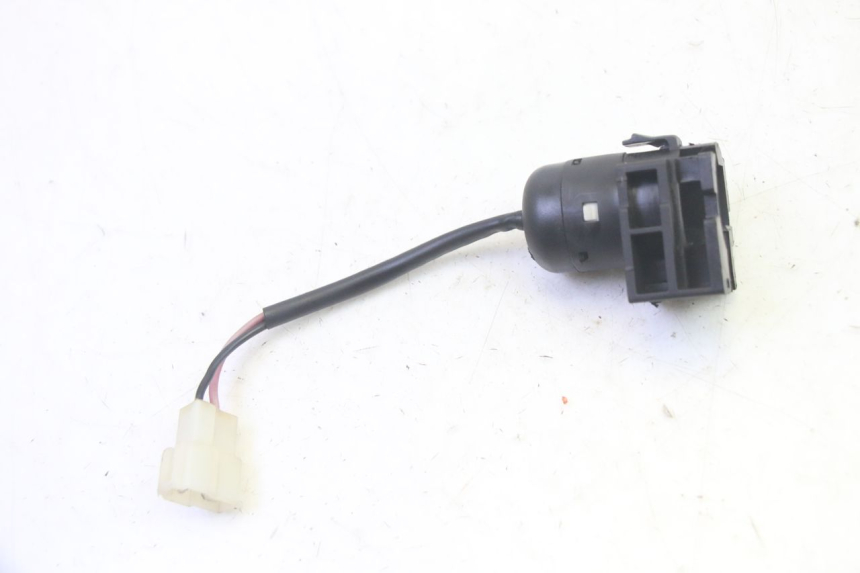 photo de COUPE CONTACT EFUN PUSA 1 - Vue principale