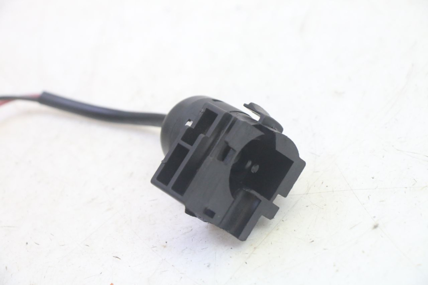 photo de COUPE CONTACT EFUN PUSA 1 - Détail de la pièce