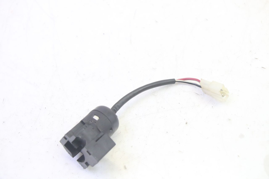 photo de COUPE CONTACT EFUN PUSA 1 - Autre angle de vue