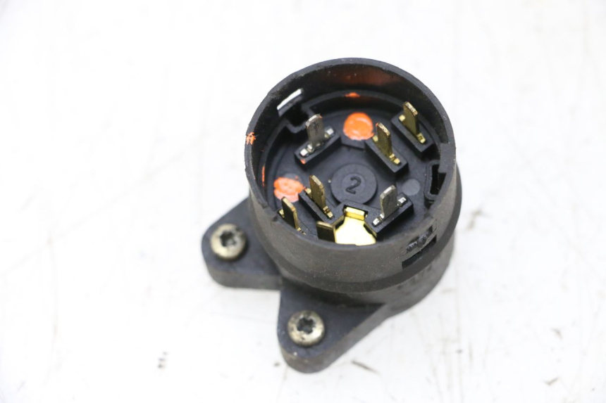 photo de COUPE CONTACT PEUGEOT SATELIS 125 (2006 - 2009) - Vue principale