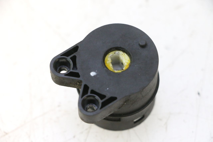 photo de COUPE CONTACT PEUGEOT SATELIS 125 (2006 - 2009) - Détail de la pièce
