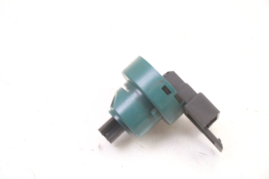 photo de COUPE CONTACT PIAGGIO SUPER LX 125 (2000 - 2003)