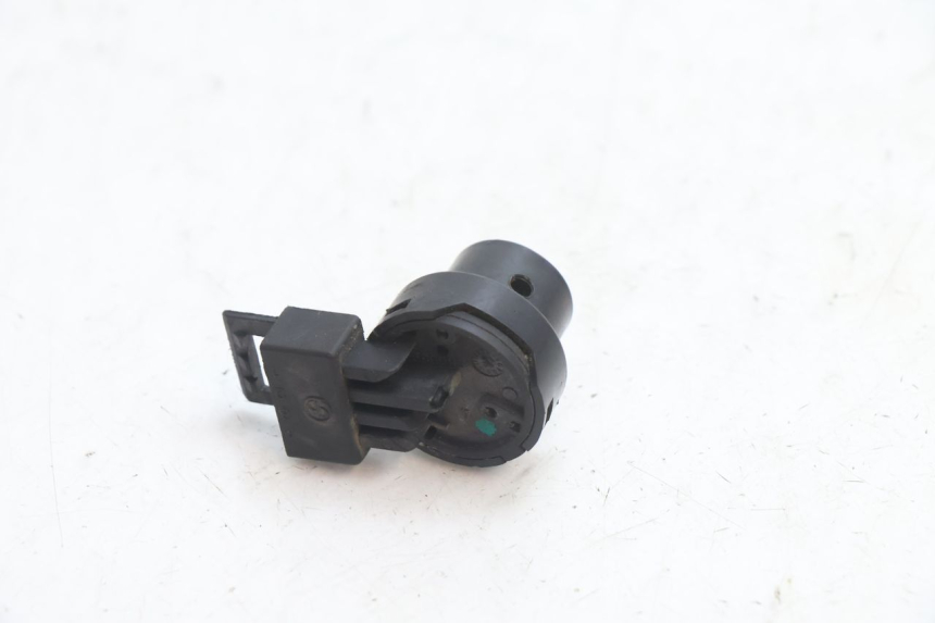 photo de COUPE CONTACT PIAGGIO TYPHOON 50 (2000 - 2009) - Autre angle de vue
