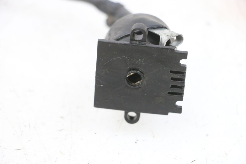 photo de COUPE CONTACT DAELIM VJ ROADWIN FI 125 (2008 - 2017) - Gros plan technique