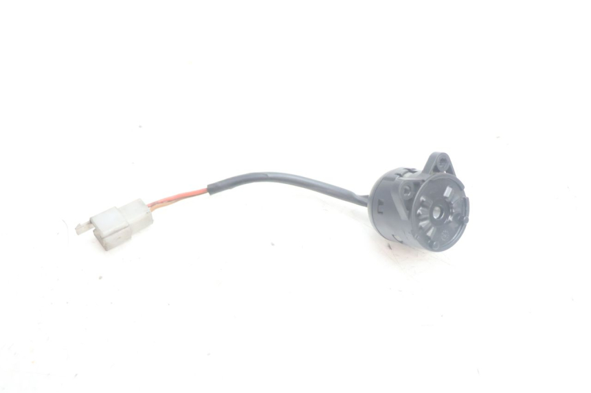 photo de COUPE CONTACT YAMAHA XMAX X-MAX 125 (2006 - 2009) - Vue principale