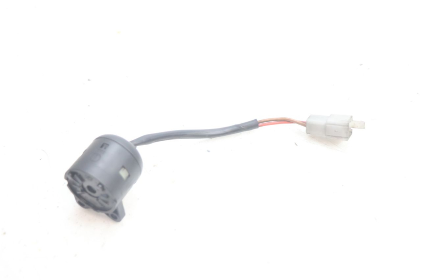 photo de COUPE CONTACT YAMAHA XMAX X-MAX 125 (2006 - 2009) - Zoom état d’usage