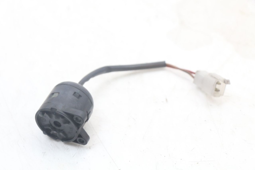 photo de COUPE CONTACT YAMAHA XMAX X-MAX 125 (2006 - 2009)