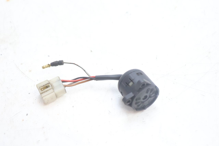 photo de COUPE CONTACT YAMAHA YP MAJESTY 125 (2002 - 2006) - Vue principale