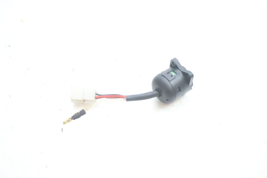 photo de COUPE CONTACT YAMAHA YP MAJESTY 125 (2002 - 2006) - Zoom état d’usage