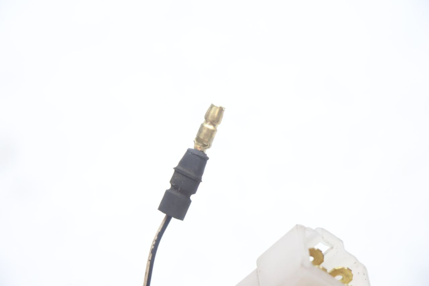photo de COUPE CONTACT YAMAHA YP MAJESTY 125 (2002 - 2006) - Gros plan technique