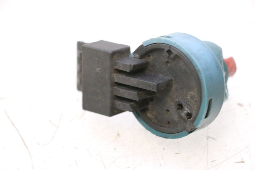 photo de COUPE CONTACT PIAGGIO ZIP 2T 50 (2009 - 2019) - Zoom état d’usage