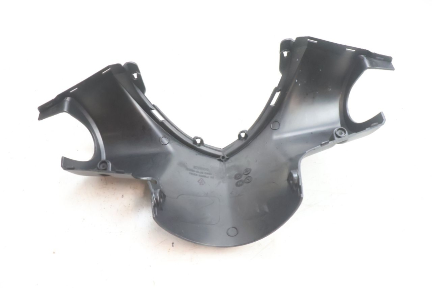 photo de COUVRE GUIDON ARRIERE KYMCO AGILITY 16+ 4T 50 (2018 - 2023) - Autre angle de vue