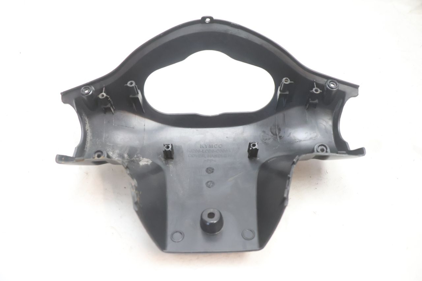 photo de COUVRE GUIDON ARRIERE KYMCO AGILITY 4T 50 (2005 - 2018) - Gros plan technique