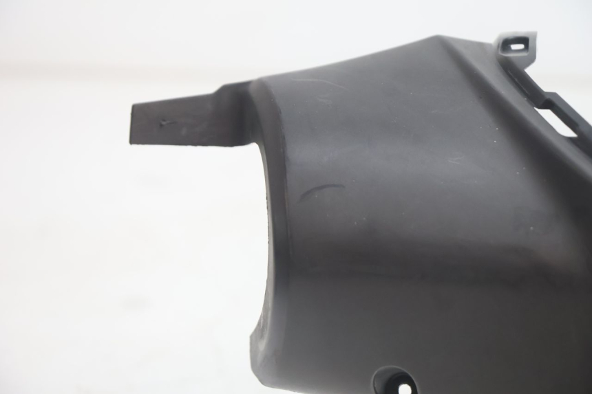 photo de COUVRE GUIDON ARRIERE KYMCO AGILITY CITY 2T 50 (2008 - 2016) - Détail de la pièce