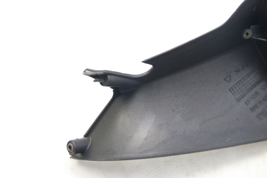 photo de COUVRE GUIDON ARRIERE APRILIA ATLANTIC 500 (2002 - 2003)