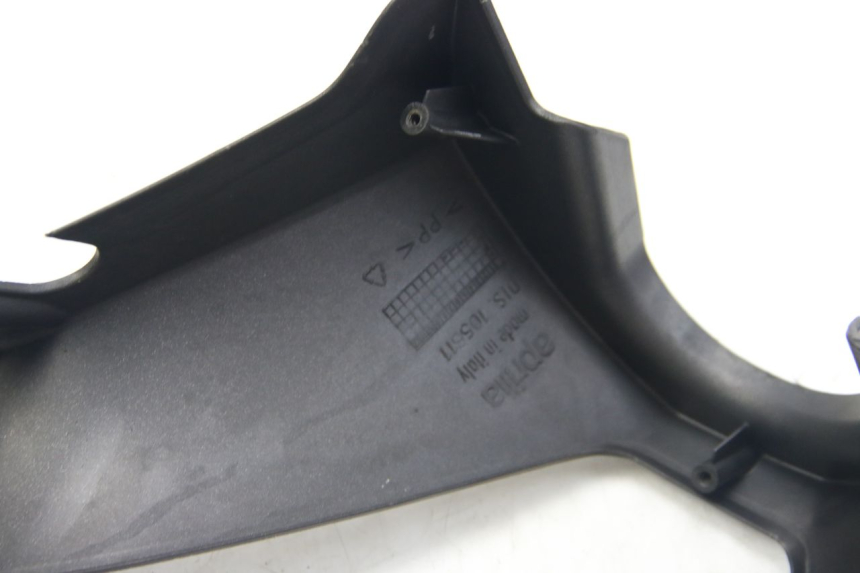 photo de COUVRE GUIDON ARRIERE APRILIA ATLANTIC 500 (2002 - 2003)