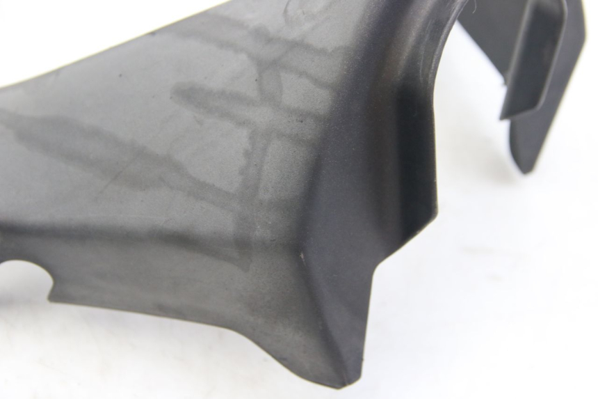 photo de COUVRE GUIDON ARRIERE APRILIA ATLANTIC 500 (2002 - 2003)