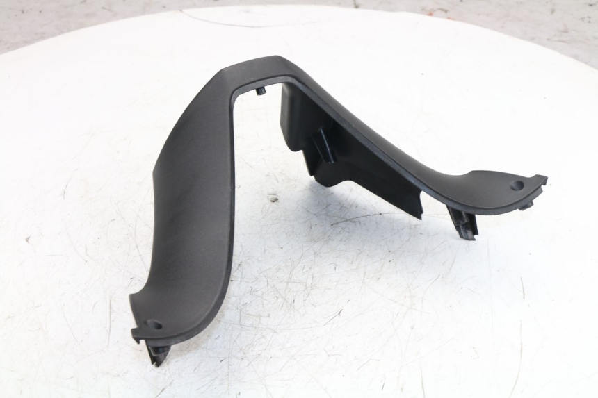 photo de COUVRE GUIDON ARRIERE APRILIA ATLANTIC 125 (2003 - 2009)