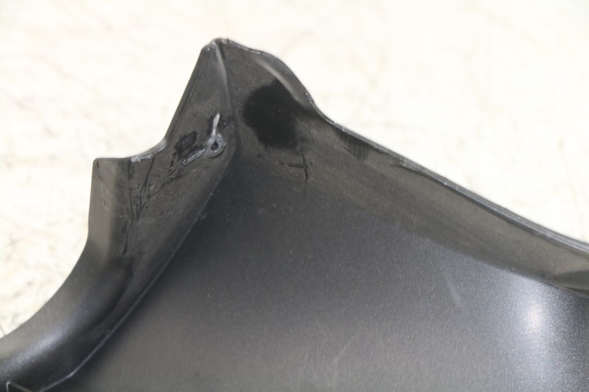 photo de COUVRE GUIDON ARRIERE APRILIA ATLANTIC S 125 (2010 - 2013)