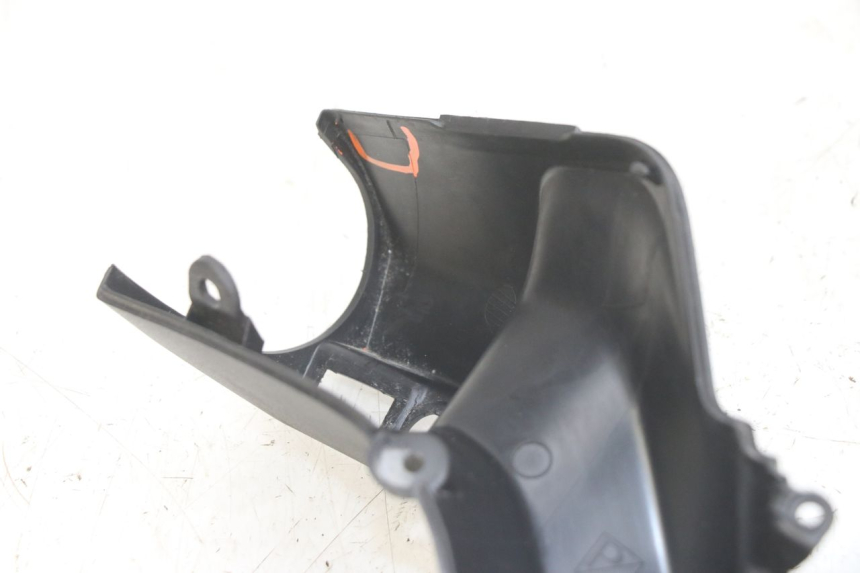 photo de COUVRE GUIDON ARRIERE APRILIA SXR 50 (2021 - 2023)