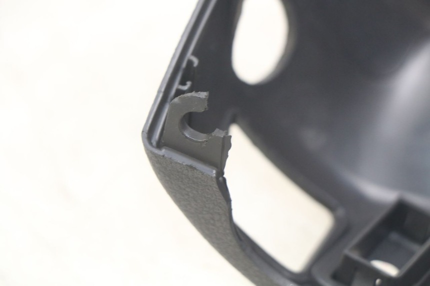 photo de COUVRE GUIDON ARRIERE PIAGGIO BEVERLY 125 (2010 - 2015)
