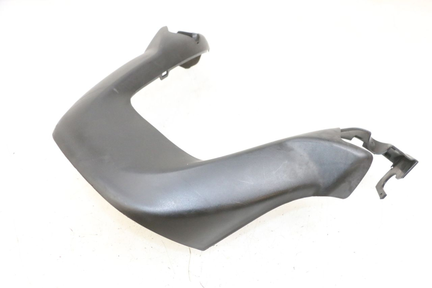 photo de COUVRE GUIDON ARRIERE SUZUKI BURGMAN 650 (2013 - 2020)