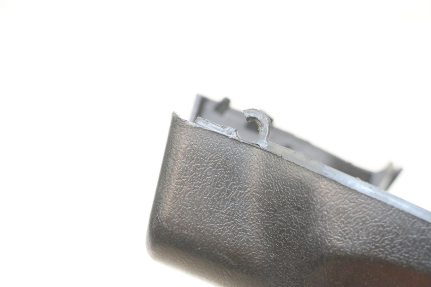 photo de COUVRE GUIDON ARRIERE LONGJIA DIGITA 4T 50 (2019 - 2022) - Détail de la pièce